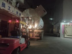深夜发往广州项目4万风量喷淋塔活性炭吸附箱除雾器