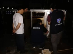 活性炭吸附箱内藏猫腻？罚！